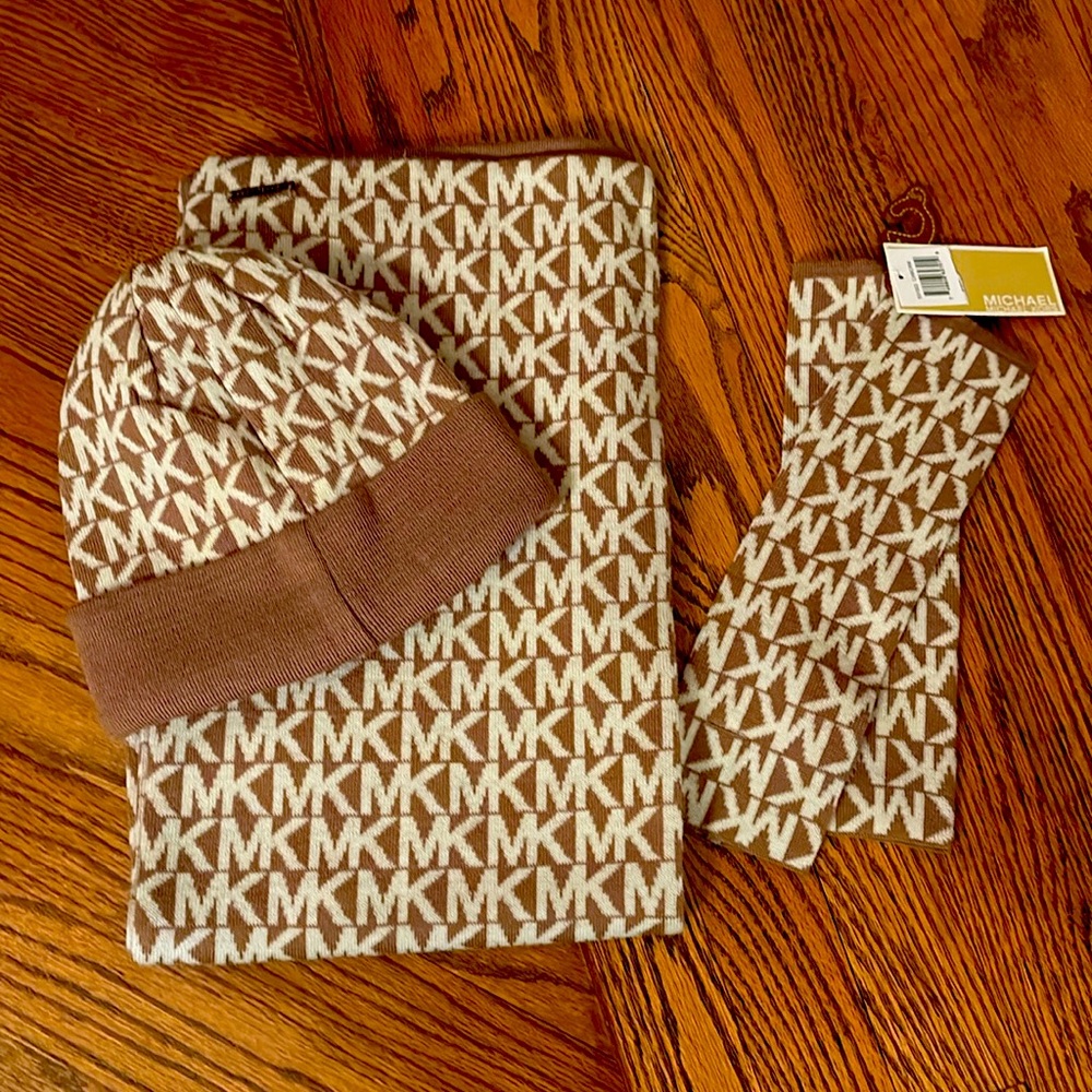 Michael Kors hat, scarf, & fingerless gloves set
